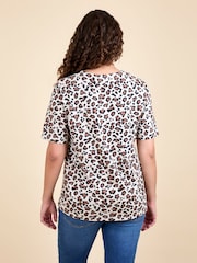 JoJo Maman Bébé Light Brown Oversized Boyfriend Maternity T-Shirt - Image 3 of 4