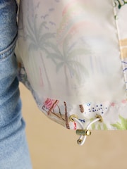 Küstenszenen-Print - Joules Rainly Wasserdichter, verstaubarer Regenmantel mit Kapuze - Bild 5 von 9