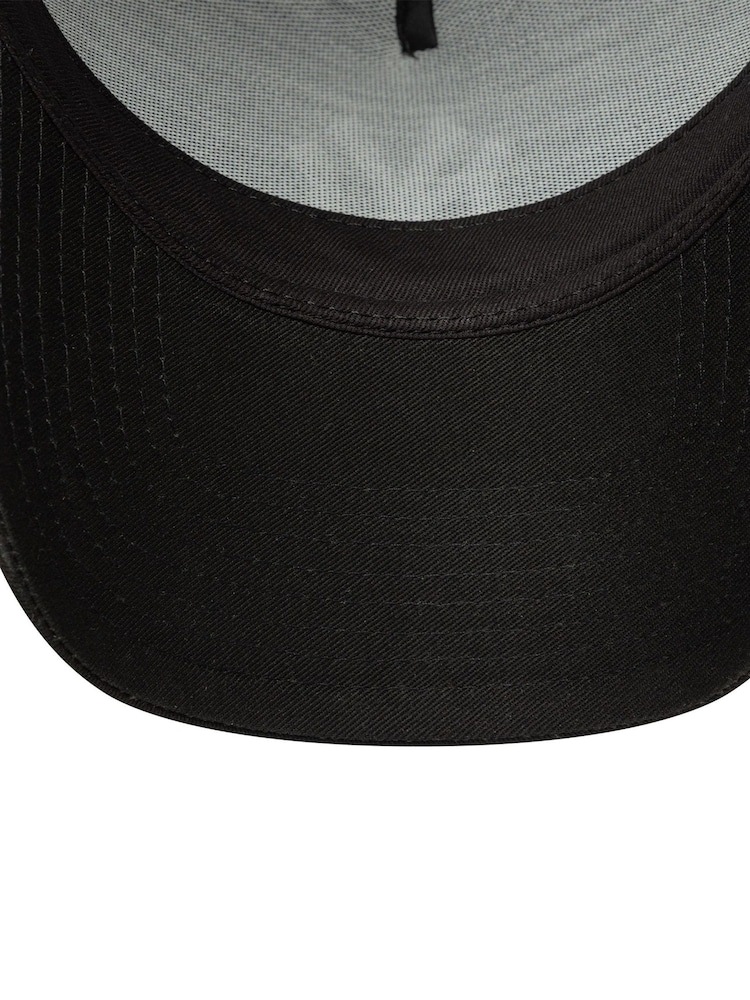 New Era League Essential Eframe Neyyan Black Cap - Image 6 of 6
