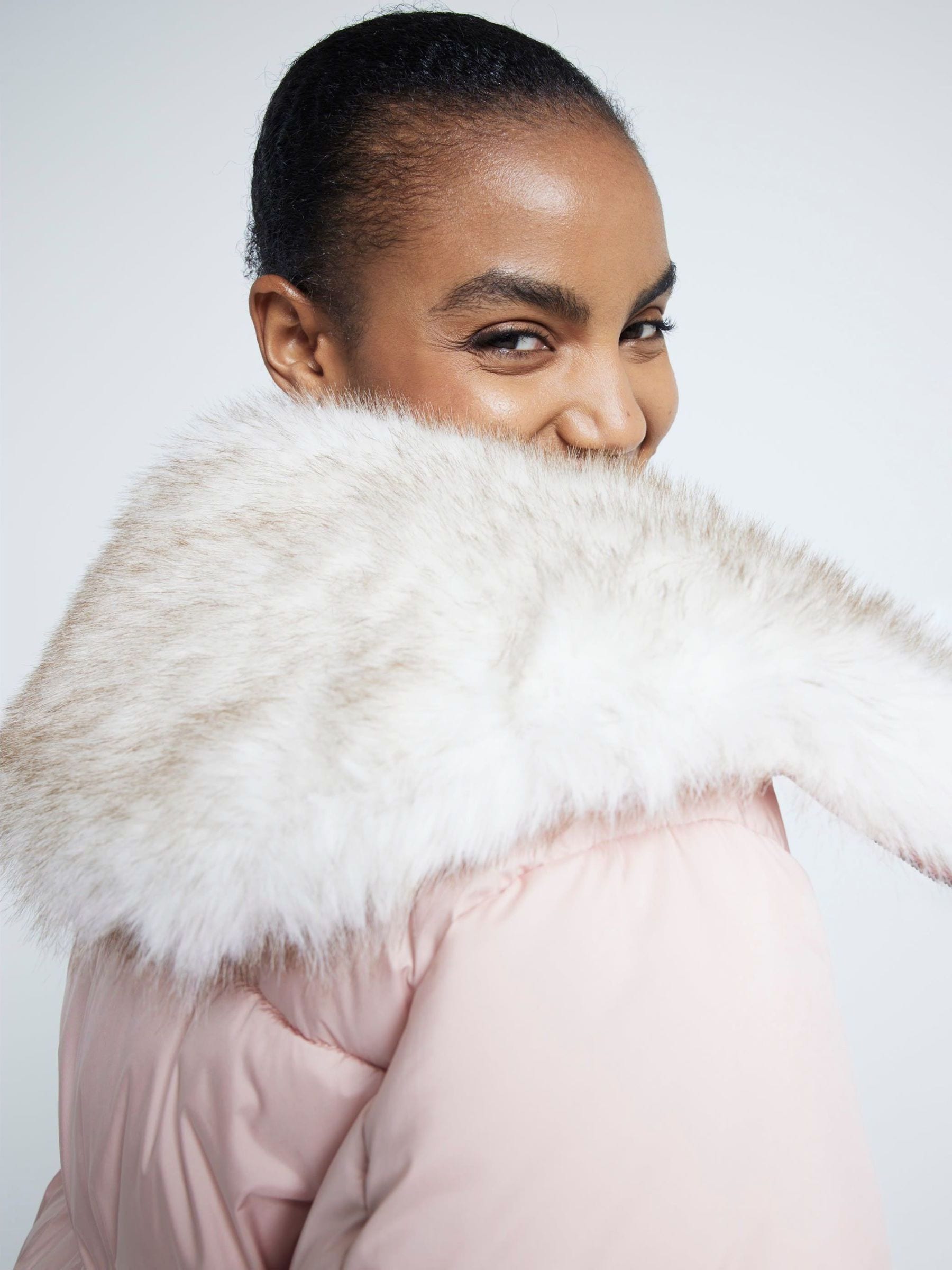 ジャケット・アウター Riu Fur collar middle coat Riu Fur collar middle coat riu リウ Rちゃん Riu リウ Fur collar