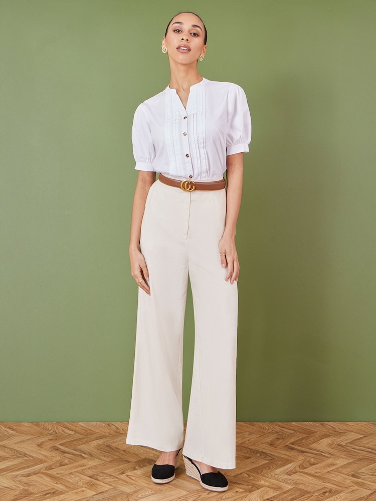 Yumi White Pleated Short Sleeve 100% Cotton Shirt - Image 2 of 5
