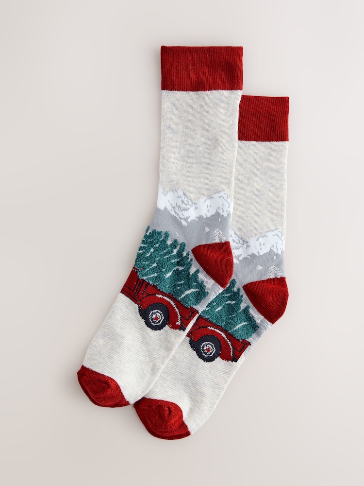 Festive Truck Christmas Mug And Socks Gift Set - Image 4 of 4 Festive Truck Christmas Mug And Socks Gift Set - Image 4 of 4