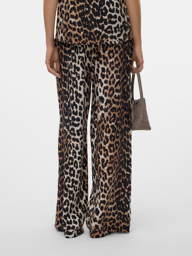 VERO MODA Brown Wide leg Leopard Print Trousers - Image 4 of 4