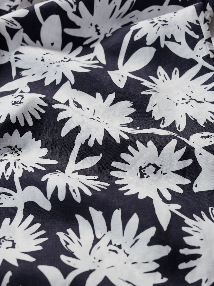 Seasalt Cornwall Daisy Shadow Inkwell Salt Air 100% Linen Jumpsuit - Image 5 of 5