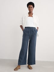 Seasalt Cornwall White Cloud Pass Jersey Vest - Image 3 of 5