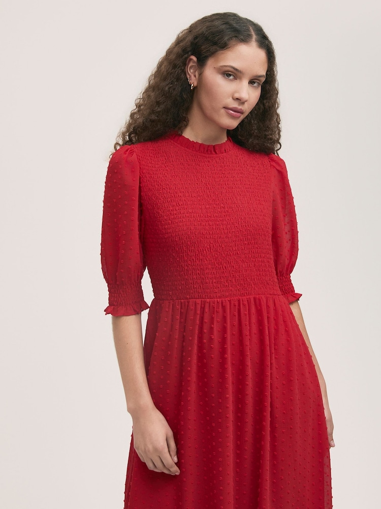 Finery Amelia Dobby Georgette Midi Tea Dress - Bild 2 von 4 Finery Amelia Dobby Georgette Midi Tea Dress - Bild 2 von 4