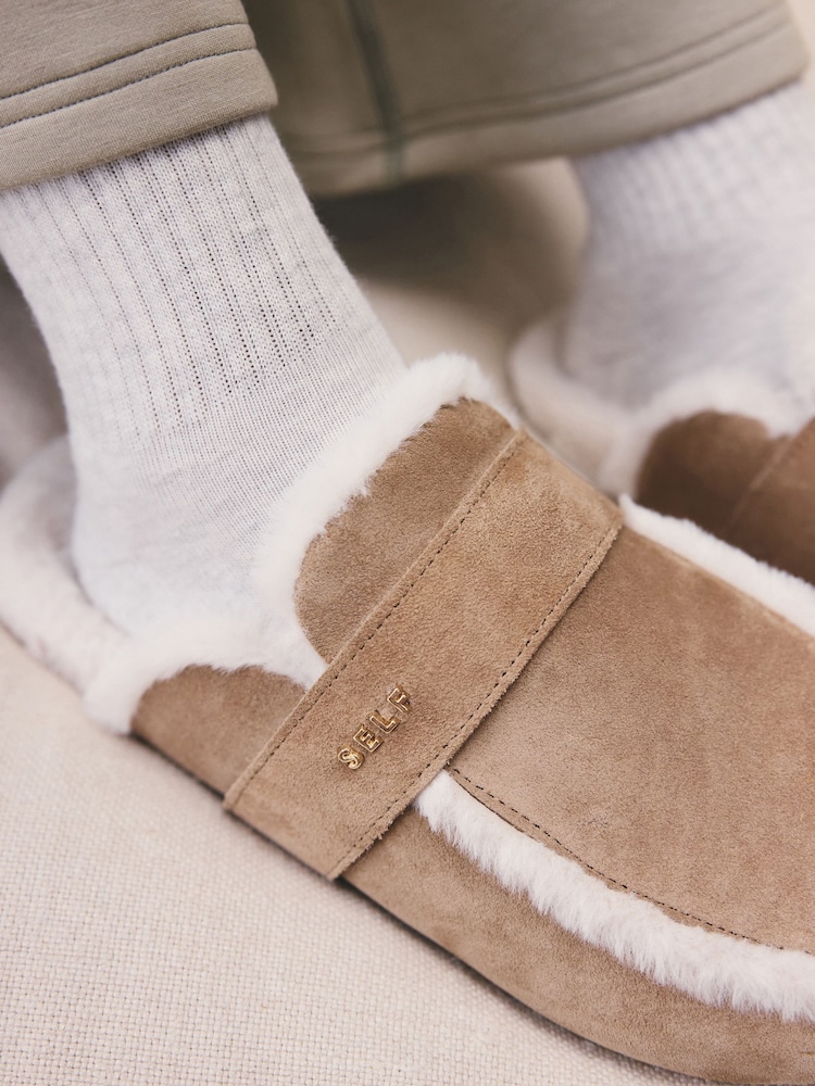 Tostado - self. Suede Faux Fur Footbed Slippers - Imagen 2 de 7