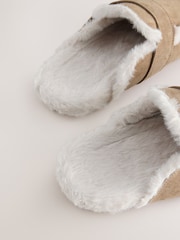 Tostado - self. Suede Faux Fur Footbed Slippers - Imagen 7 de 7