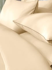 Dark Green Cotton Rich Piped Edge Duvet Cover and Pillowcase Set - Image 2 of 4