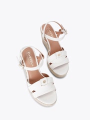 Creme - Carvela Bravo Wedges Sandals - Imagem 2 de 4