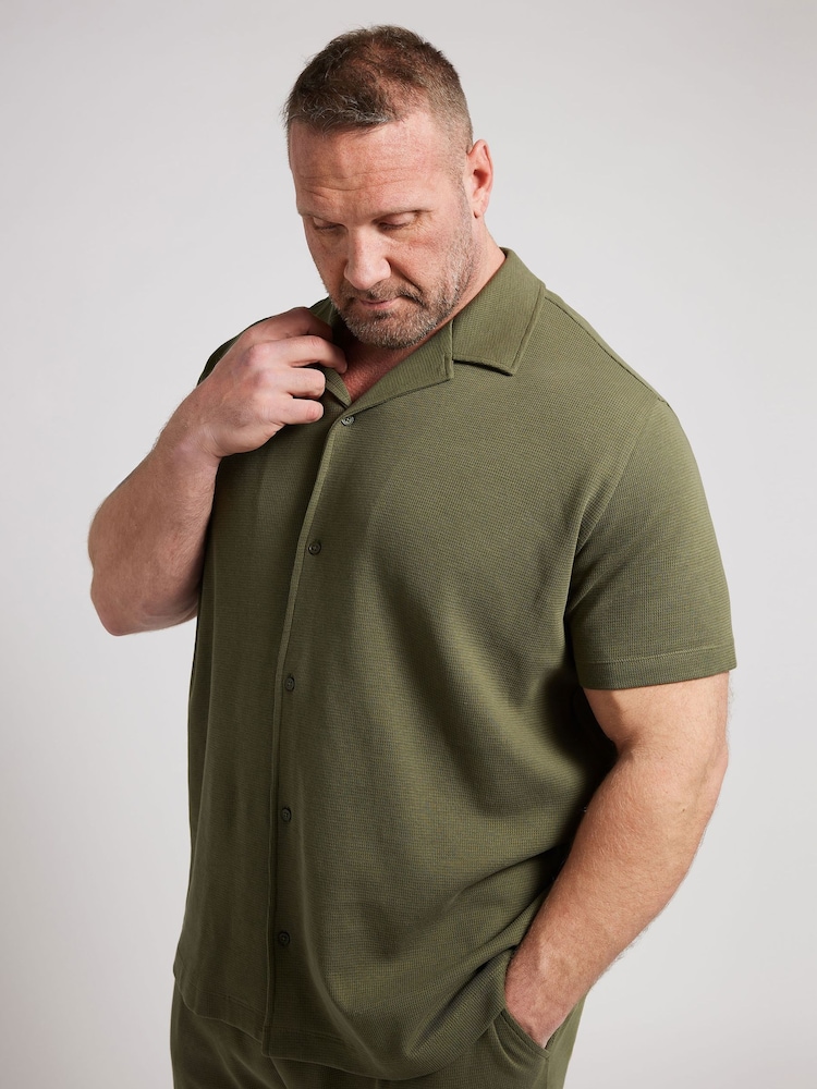 أخضر - قميص بكُم قصير من القطن 100% بملمس بارز من BadRhino Big & Tall - Image 12 of 12