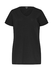 Negro - Pack de 2 camisetas de algodón 100 % con cuello en pico de Long Tall Sally - Imagen 8 de 8