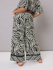 Yours Curve Airflow Wide Leg Co-ord Trousers - Imagen 4 de 6