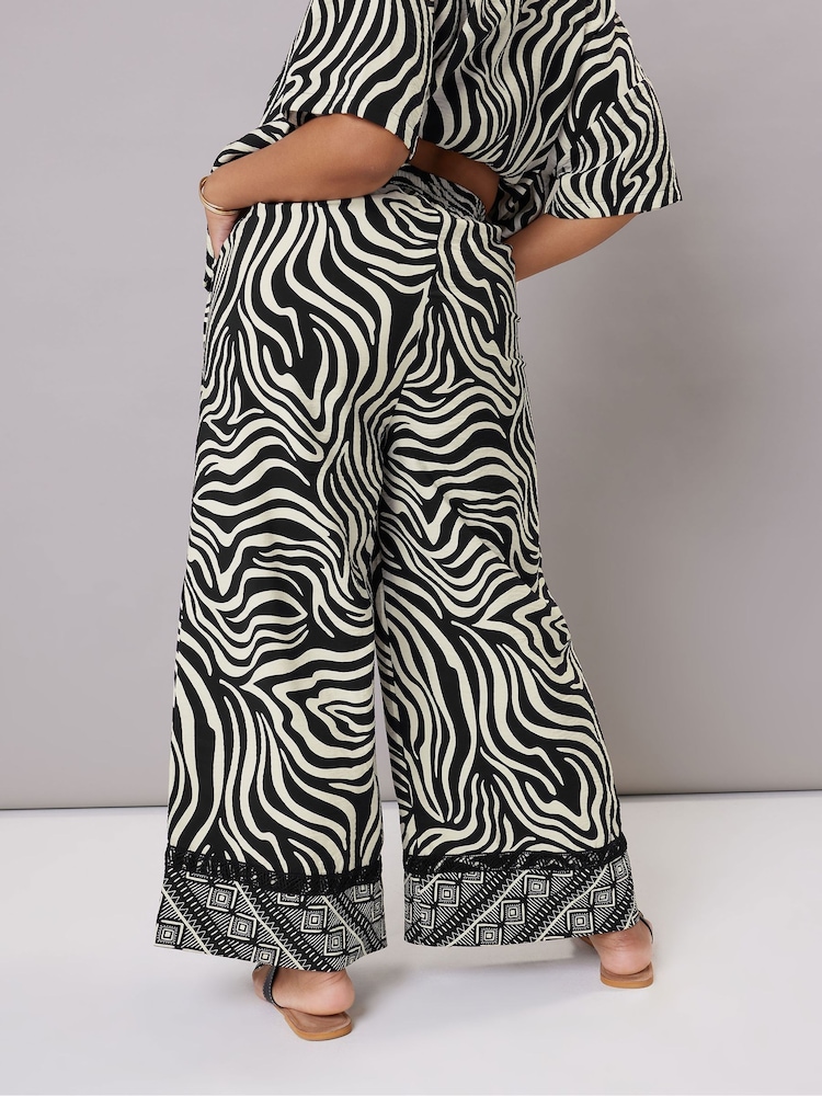Yours Curve Airflow Wide Leg Co-ord Trousers - Image 4 of 6