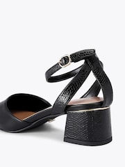 črna - Carvela Calla Court Shoes - Slika 4 iz 4