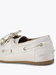 Kurt Geiger London Chelsea Tie Moccasin White Pumps - Image 4 of 4