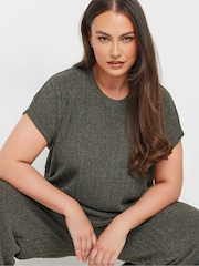 Yours Curve Green Knitted Co-Ord T-Shirt - Image 4 of 5