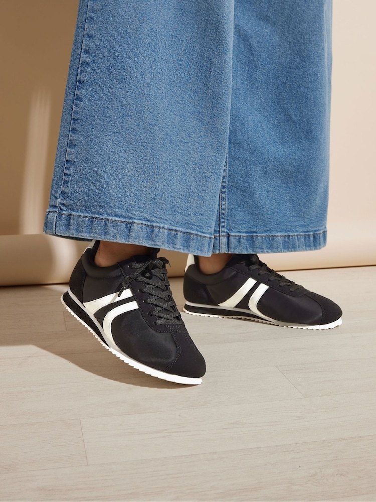 Yours Curve Black Extra-Wide Fit Runner Trainers - Image 1 of 5