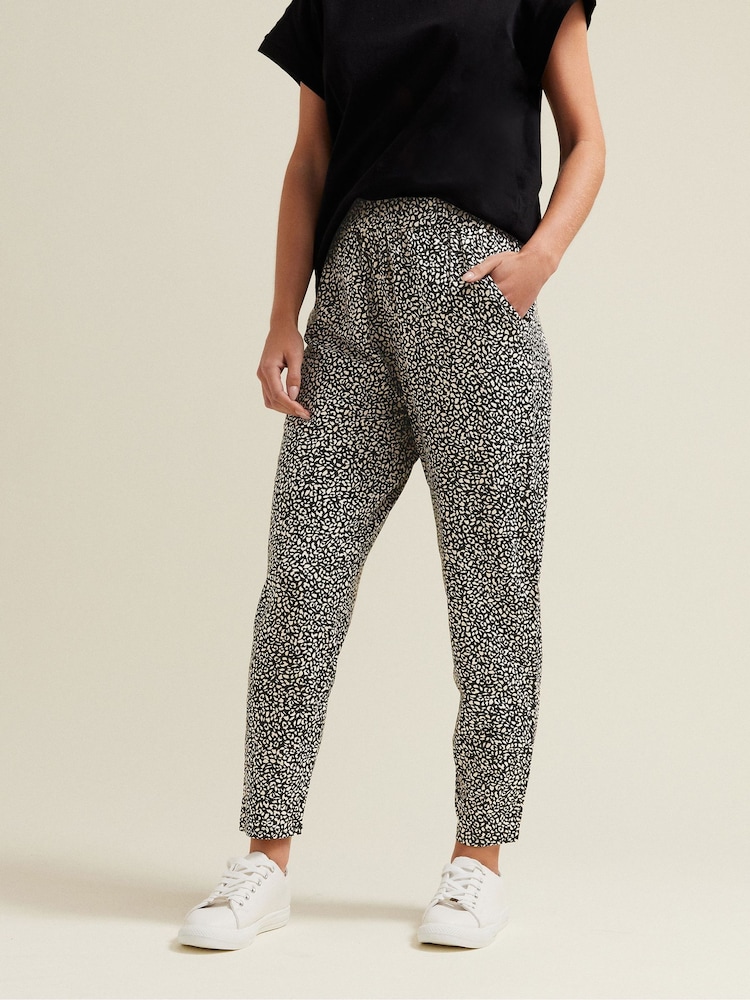 M&Co Black Petite Hareem Spot Print Trousers - Image 6 of 6