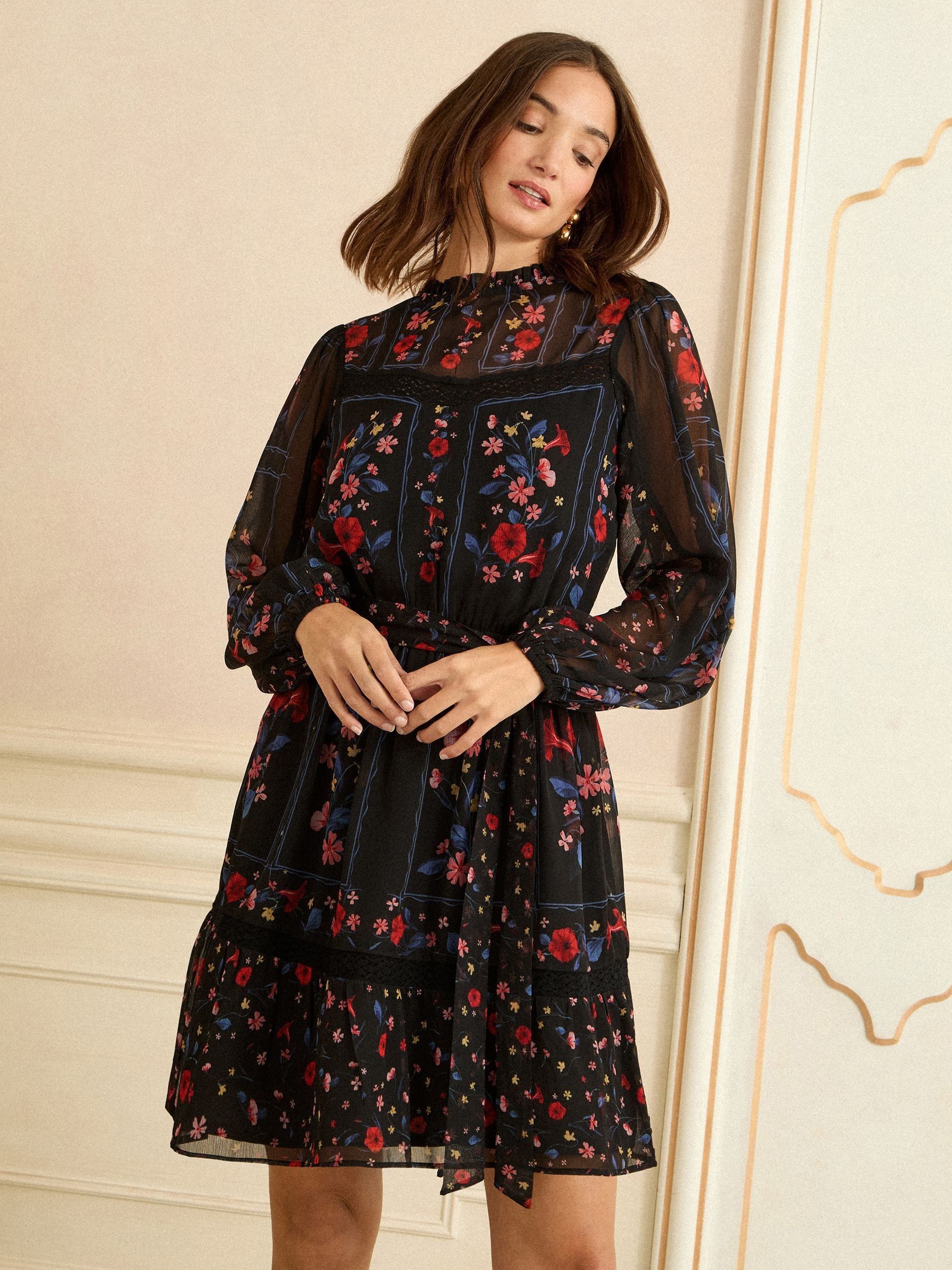 Her lip to Lace Trimmed Floral Dress　（S） Buy Love & Roses Black Floral Lace Trim Black Mini Dress from Next USA