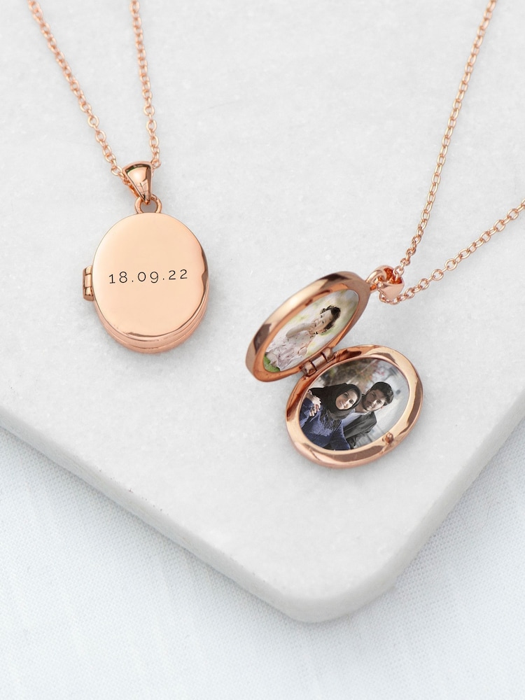Treat Republic Personalised Oval Photo Locket - Image 1 of 5