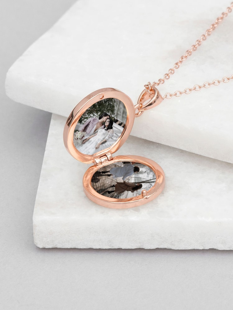 Treat Republic Personalised Oval Photo Locket - Image 2 of 5