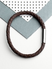 Treat Republic Mens Personalised Infinity Capsule Leather Bracelet - Image 4 of 5