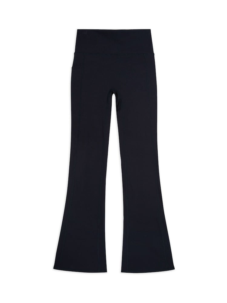 Chelsea Peers Black SoftSculpt Flared Leggings - Image 4 of 5