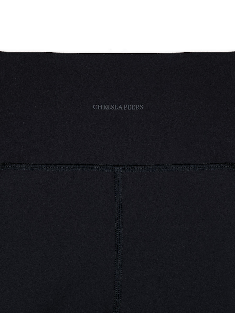 Chelsea Peers Black SoftSculpt Flared Leggings - Image 5 of 5