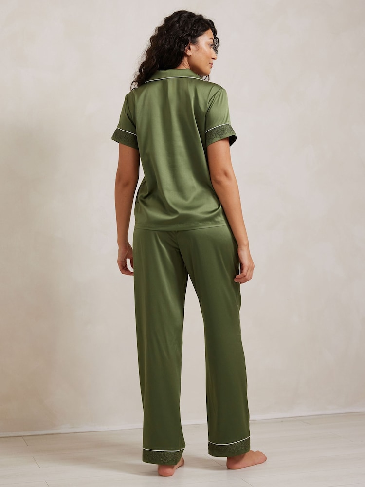 Chelsea Peers Green Satin Lace Trim Short Sleeve Long Pyjama Set - Image 4 of 5