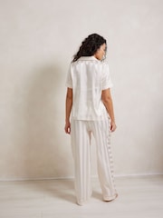 Chelsea Peers White Satin Jacquard Stripe Long Pyjama Set - Image 2 of 5