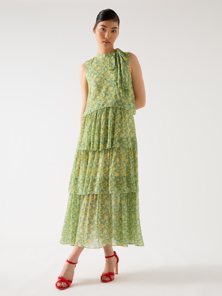 LK Bennett – Kristin – gestuftes Georgette-Kleid aus italienischem Stroh mit mehrfarbigem Blütendruck - Bild 1 von 4 LK Bennett – Kristin – gestuftes Georgette-Kleid aus italienischem Stroh mit mehrfarbigem Blütendruck - Bild 1 von 4