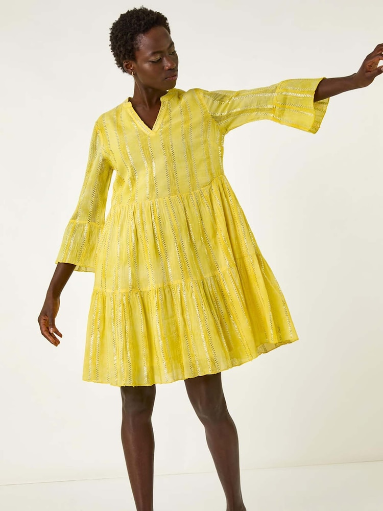 Gelb - Roman Tie Dye Print Shimmer Smock Dress - Bild 2 von 5 Gelb - Roman Tie Dye Print Shimmer Smock Dress - Bild 2 von 5