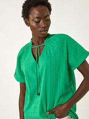 Roman Textured Tie V-Neck 100% Cotton Top - Imagen 4 de 5