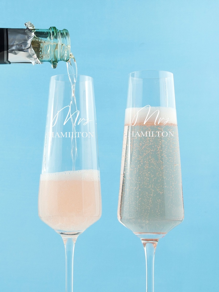 Treat Republic Personalised Couples Champagne Flute Set - Image 2 of 5