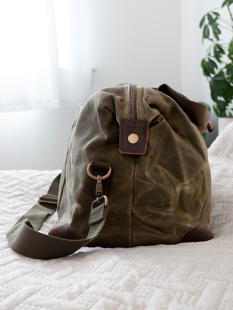 Treat Republic Personalised Luxury Waxed Canvas Holdall - Image 2 of 6