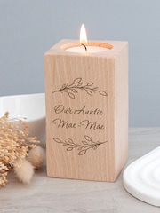 Treat Republic Personalised Wreath Wooden Tealight Holder - Image 4 of 5