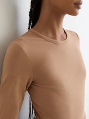 Reiss Camel Jada Cotton Crew-Neck Long-Sleeve T-Shirt With Stretch - Image 4 of 6