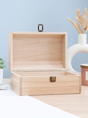 Treat Republic Personalised Small Engraved Name Wooden Keepsake Chest - Image 3 of 5