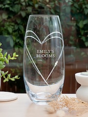 Treat Republic Personalised Hearts Barrel Vase with Crystals - Image 3 of 8