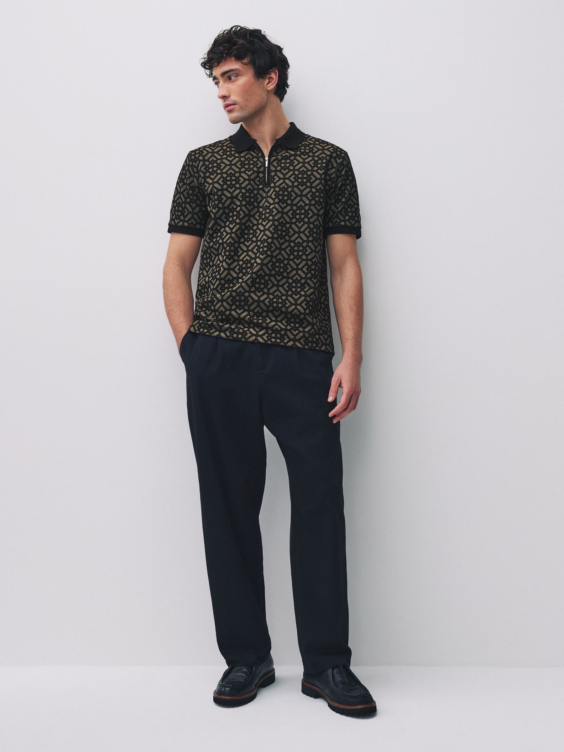 Next：日本 ブラック/ブロンズ フロック加工 - N. Premium Pattern