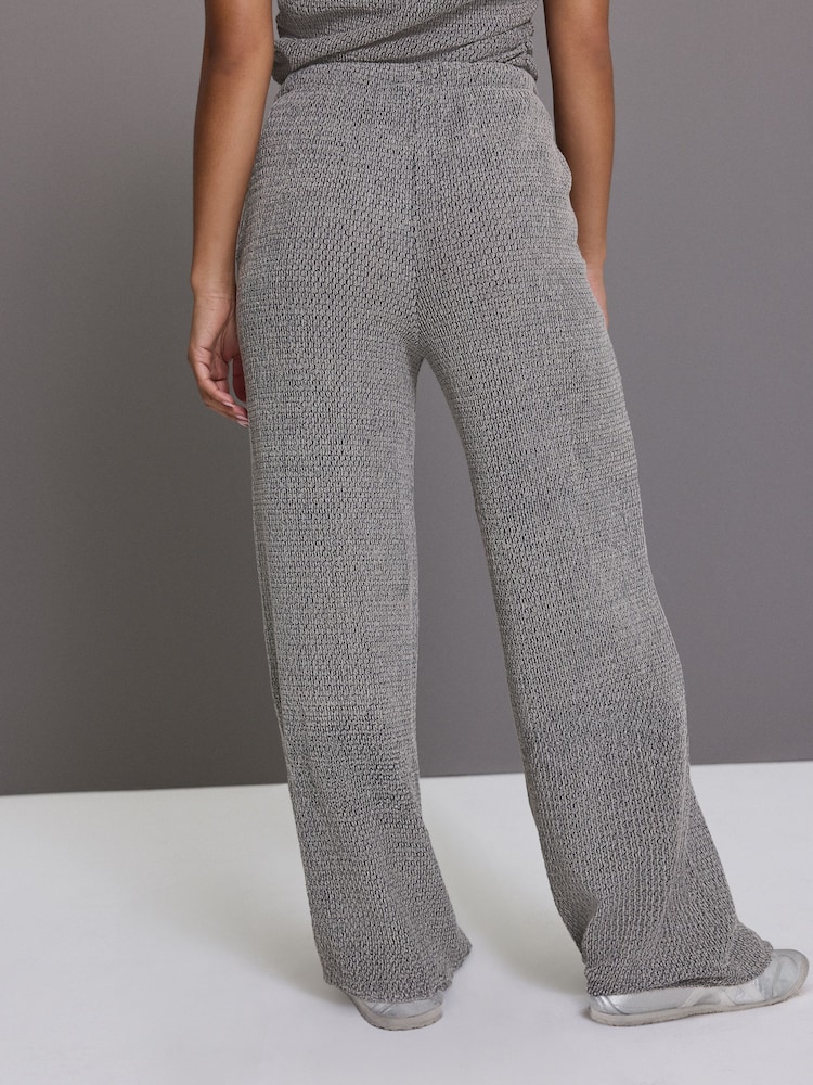 Gris - Pantalons texturés à cordon de serrage ample - Image 4 of 8
