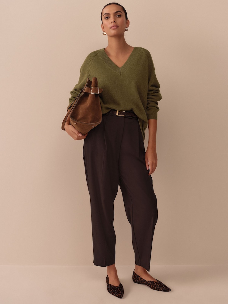 Green 100% Merino Wool N. Premium V-Neck Jumper - Image 2 of 5