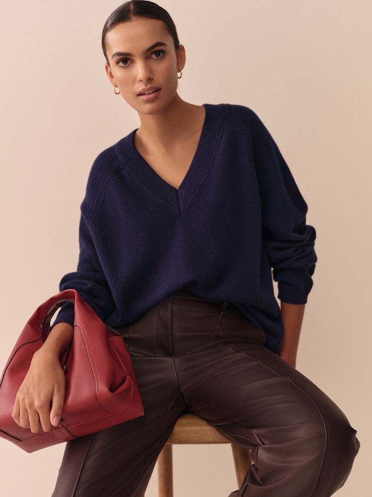 Navy Blue 100% Merino Wool N. Premium V-Neck Jumper - Image 1 of 5