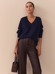 Navy Blue 100% Merino Wool N. Premium V-Neck Jumper - Image 2 of 5