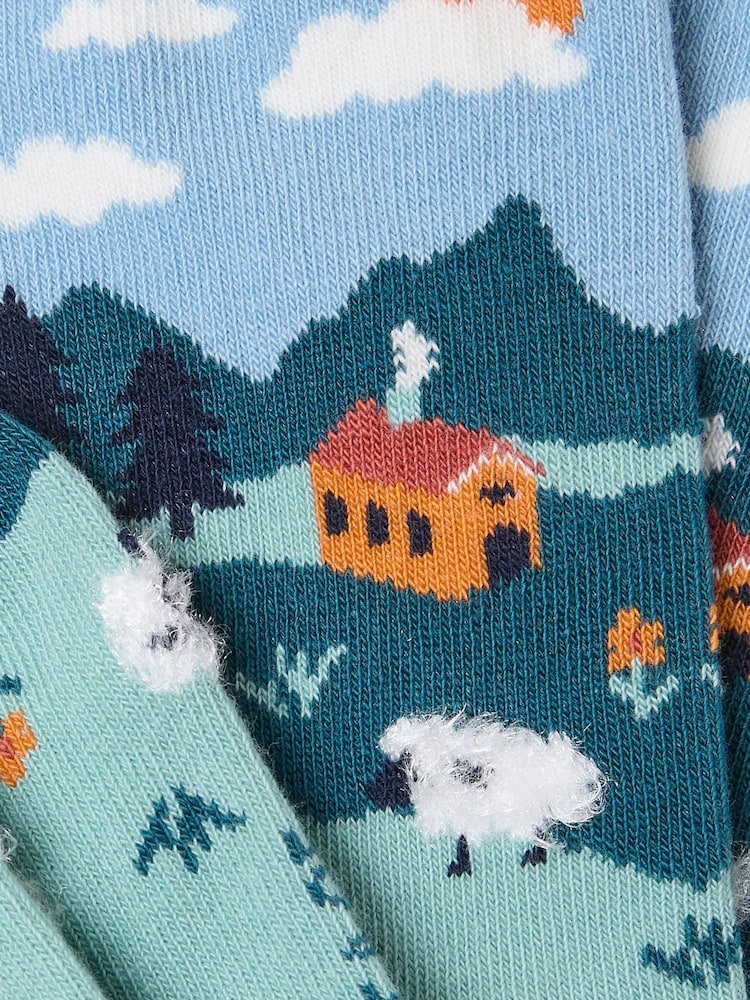 FatFace Navy Sheep Scene Socks - Image 2 of 2 FatFace Navy Sheep Scene Socks - Image 2 of 2