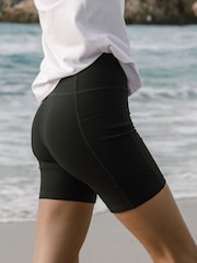 Chelsea Peers Black SoftSculpt Rib Cycling Shorts - Image 2 of 5