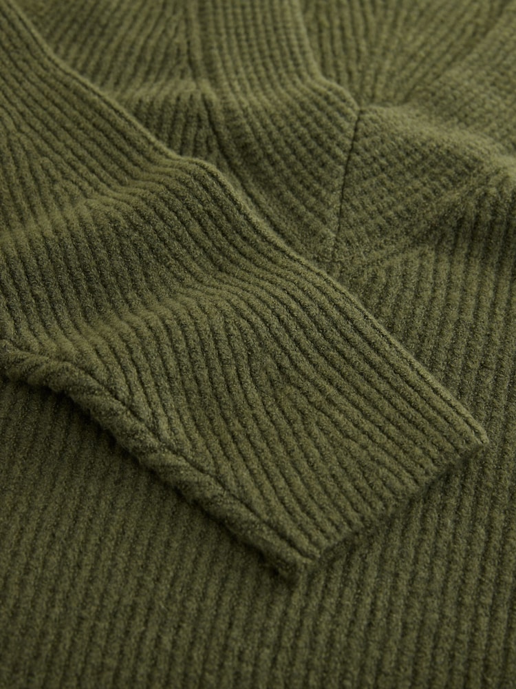 Verde cáqui - Vestido midi super macio com decote em V e lã - Imagem 2 de 4