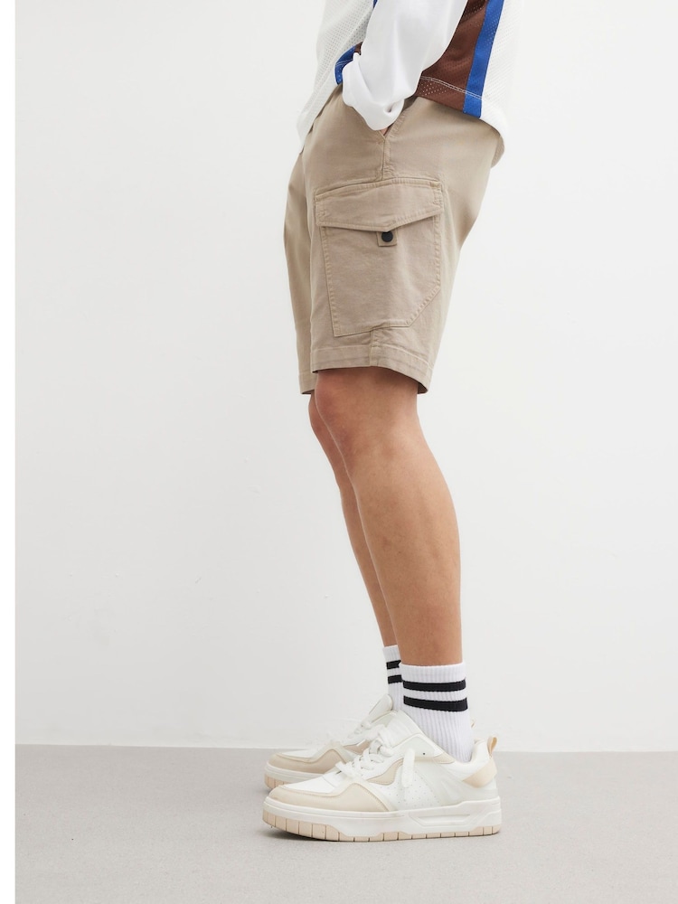 River Island Natural RI Timberlake 100% Cotton Cargo Shorts - Image 2 of 4