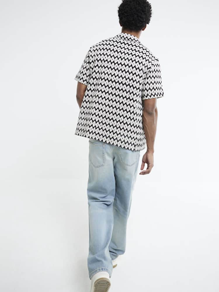 River Island Blue Loose Fit 100% Cotton Arizona Jeans - Image 2 of 6 River Island Blue Loose Fit 100% Cotton Arizona Jeans - Image 2 of 6